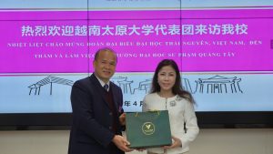 Đẩy mạnh hợp tác đào tạo quốc tế: Đoàn công tác Khoa Quốc tế thăm và làm việc tại Đại học Sư phạm Quảng Tây (Trung Quốc)